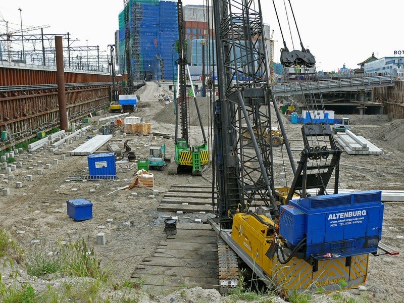Piling rig and cranes on an excavation site